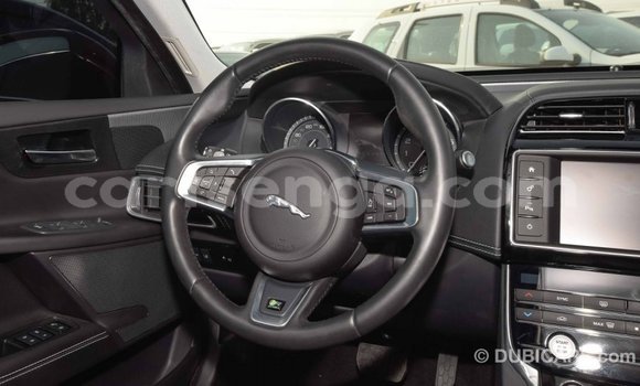 Acheter Import Voiture Jaguar XE Rouge à Import - Dubai, Hhohho Acheter Import Voiture Jaguar XE Rouge à Import - Dubai, Hhohho