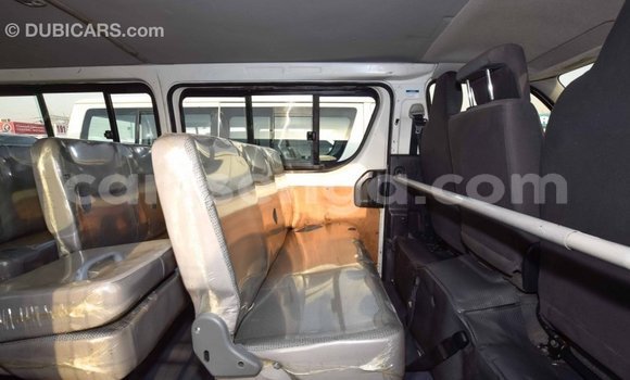 Acheter Import Voiture Toyota Hiace Blanc à Import - Dubai, Hhohho Acheter Import Voiture Toyota Hiace Blanc à Import - Dubai, Hhohho