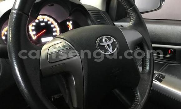 Nunua Ilio tumika Toyota Hilux White Gari ndani ya Ezulwini nchini Hhohho Nunua Ilio tumika Toyota Hilux White Gari ndani ya Ezulwini nchini Hhohho