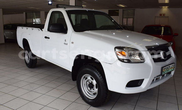 Buy Used Mazda BT-50 White Car in Ezulwini in Hhohho Buy Used Mazda BT-50 White Car in Ezulwini in Hhohho