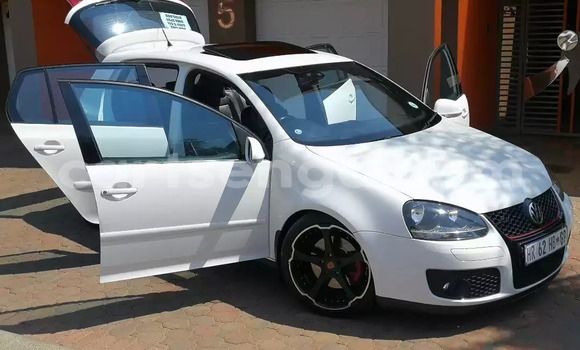 Buy Used Volkswagen Golf White Car in Manzini in Manzini Buy Used Volkswagen Golf White Car in Manzini in Manzini