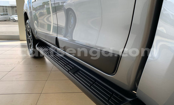 Buy Used Toyota Hilux Silver Car in Bulembu in Hhohho Buy Used Toyota Hilux Silver Car in Bulembu in Hhohho