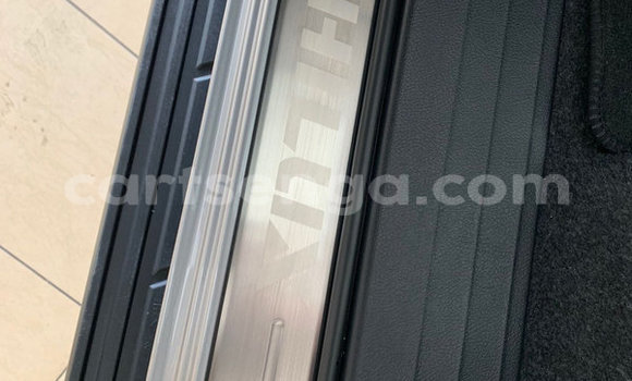 Buy Used Toyota Hilux Silver Car in Bulembu in Hhohho Buy Used Toyota Hilux Silver Car in Bulembu in Hhohho