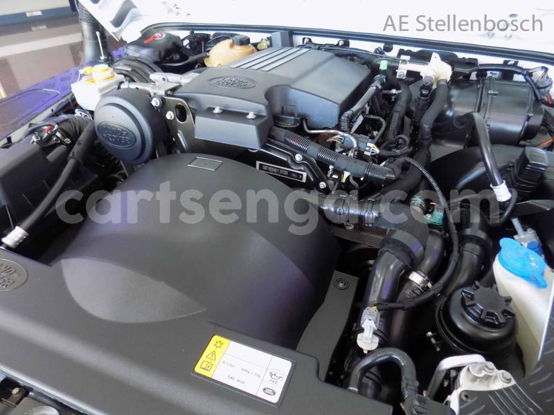 Big with watermark land rover defender hhohho bulembu 10625