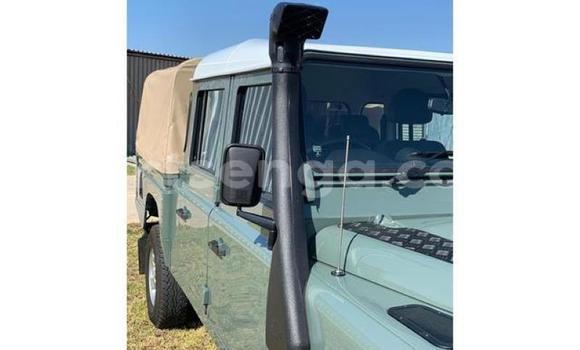 Buy Used Land Rover Defender Green Car in Big Bend in Lubombo District Buy Used Land Rover Defender Green Car in Big Bend in Lubombo District