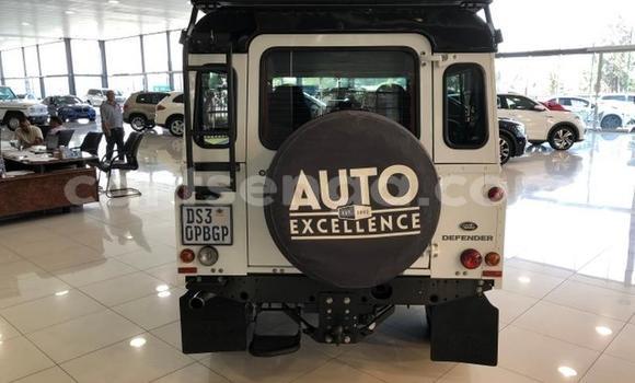 Buy Used Land Rover Defender White Car in Big Bend in Lubombo District Buy Used Land Rover Defender White Car in Big Bend in Lubombo District