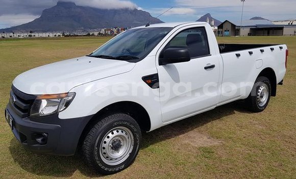 Acheter Occasion Voiture Ford Ranger Blanc à Hlatikulu, Shiselweni District Acheter Occasion Voiture Ford Ranger Blanc à Hlatikulu, Shiselweni District