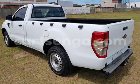 Acheter Occasion Voiture Ford Ranger Blanc à Hlatikulu, Shiselweni District Acheter Occasion Voiture Ford Ranger Blanc à Hlatikulu, Shiselweni District