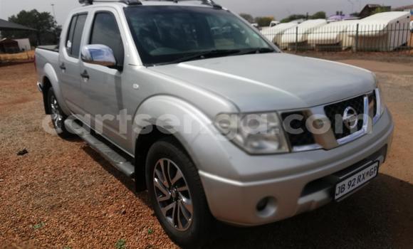 Buy Used Nissan Navara Silver Car in Bulembu in Hhohho Buy Used Nissan Navara Silver Car in Bulembu in Hhohho
