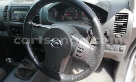 Buy Used Nissan Navara Silver Car in Bulembu in Hhohho Buy Used Nissan Navara Silver Car in Bulembu in Hhohho