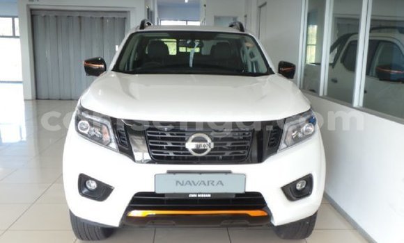 Buy Used Nissan Navara White Car in Big Bend in Lubombo Buy Used Nissan Navara White Car in Big Bend in Lubombo