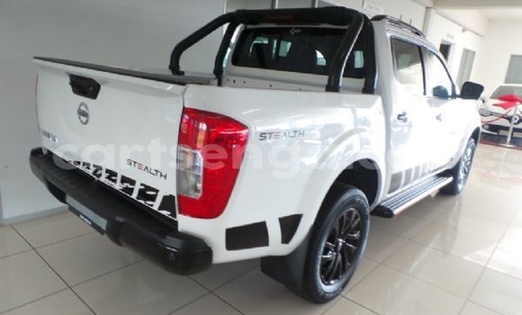 Buy Used Nissan Navara White Car in Big Bend in Lubombo Buy Used Nissan Navara White Car in Big Bend in Lubombo