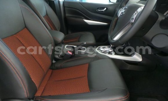 Buy Used Nissan Navara White Car in Big Bend in Lubombo Buy Used Nissan Navara White Car in Big Bend in Lubombo