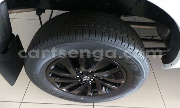 Buy Used Nissan Navara White Car in Big Bend in Lubombo Buy Used Nissan Navara White Car in Big Bend in Lubombo