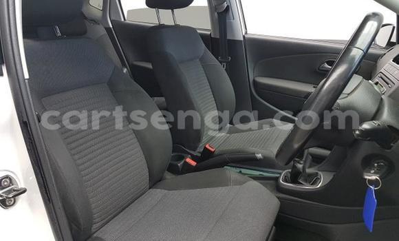 Nunua Ilio tumika Volkswagen Polo White Gari ndani ya Manzini nchini Manzini Nunua Ilio tumika Volkswagen Polo White Gari ndani ya Manzini nchini Manzini