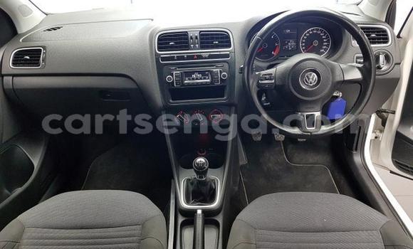 Nunua Ilio tumika Volkswagen Polo White Gari ndani ya Manzini nchini Manzini Nunua Ilio tumika Volkswagen Polo White Gari ndani ya Manzini nchini Manzini