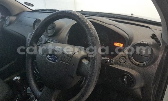 Acheter Occasion Voiture Ford Fiesta ST Gris à Ezulwini, Hhohho Acheter Occasion Voiture Ford Fiesta ST Gris à Ezulwini, Hhohho
