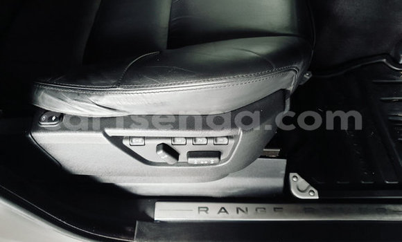 Nunua Ilio tumika Land Rover Range Rover White Gari ndani ya Big Bend nchini Lubombo Nunua Ilio tumika Land Rover Range Rover White Gari ndani ya Big Bend nchini Lubombo