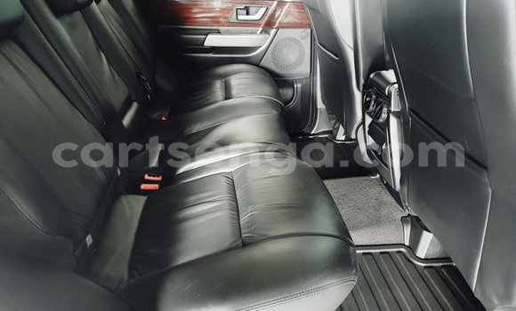 Nunua Ilio tumika Land Rover Range Rover White Gari ndani ya Big Bend nchini Lubombo Nunua Ilio tumika Land Rover Range Rover White Gari ndani ya Big Bend nchini Lubombo