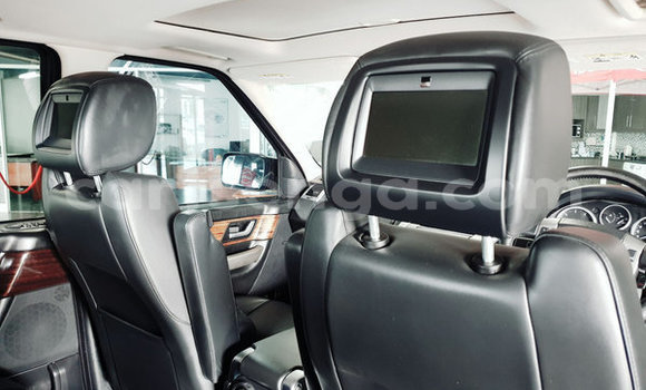 Nunua Ilio tumika Land Rover Range Rover White Gari ndani ya Big Bend nchini Lubombo Nunua Ilio tumika Land Rover Range Rover White Gari ndani ya Big Bend nchini Lubombo