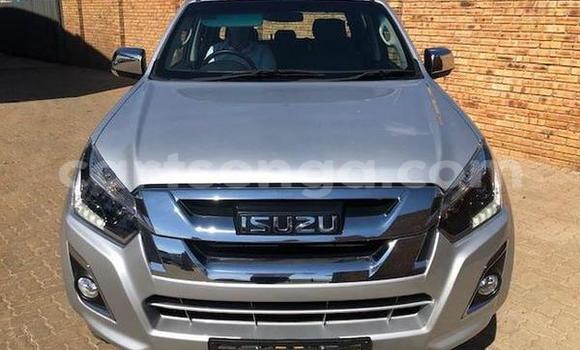 Buy Used Isuzu KB Silver Car in Bulembu in Hhohho Buy Used Isuzu KB Silver Car in Bulembu in Hhohho