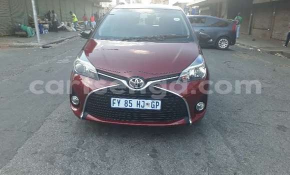 Acheter Occasion Voiture Toyota Yaris Rouge à Big Bend, Lubombo District Acheter Occasion Voiture Toyota Yaris Rouge à Big Bend, Lubombo District