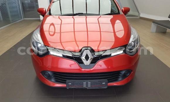 Nunua Ilio tumika Renault Clio Red Gari ndani ya Manzini nchini Manzini Nunua Ilio tumika Renault Clio Red Gari ndani ya Manzini nchini Manzini
