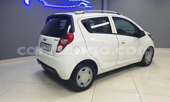 Nunua Ilio tumika Chevrolet Spark White Gari ndani ya Manzini nchini Manzini Nunua Ilio tumika Chevrolet Spark White Gari ndani ya Manzini nchini Manzini