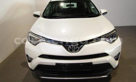 Acheter Occasion Voiture Toyota RAV4 Blanc à Hluti, Shiselweni District Acheter Occasion Voiture Toyota RAV4 Blanc à Hluti, Shiselweni District