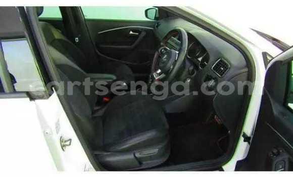 Acheter Occasion Voiture Volkswagen Polo Blanc à Big Bend, Lubombo District Acheter Occasion Voiture Volkswagen Polo Blanc à Big Bend, Lubombo District