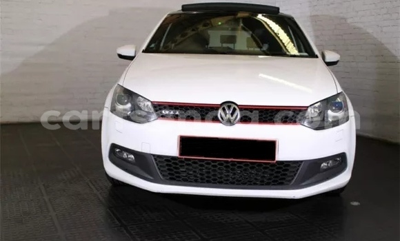 Acheter Occasion Voiture Volkswagen Polo Blanc à Big Bend, Lubombo District Acheter Occasion Voiture Volkswagen Polo Blanc à Big Bend, Lubombo District