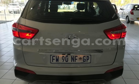Nunua Ilio tumika Hyundai Creta Silver Gari ndani ya Ezulwini nchini Hhohho Nunua Ilio tumika Hyundai Creta Silver Gari ndani ya Ezulwini nchini Hhohho