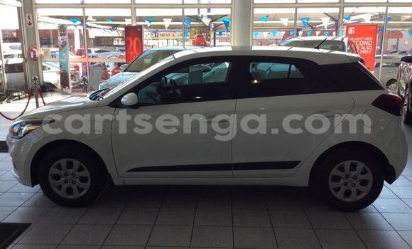 Acheter Occasion Voiture Hyundai i20 Blanc à Manzini, Manzini Acheter Occasion Voiture Hyundai i20 Blanc à Manzini, Manzini
