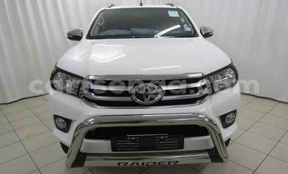 Acheter Occasion Voiture Toyota Hilux Blanc à Mbabane, Manzini Acheter Occasion Voiture Toyota Hilux Blanc à Mbabane, Manzini