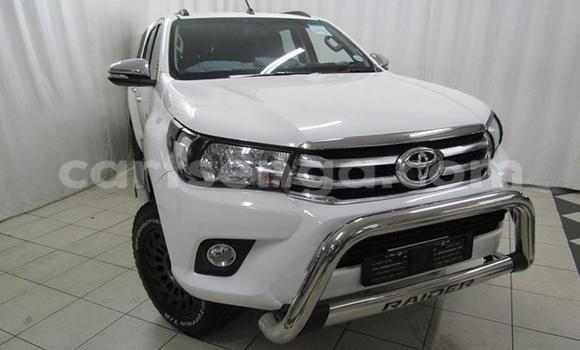 Acheter Occasion Voiture Toyota Hilux Blanc à Mbabane, Manzini Acheter Occasion Voiture Toyota Hilux Blanc à Mbabane, Manzini