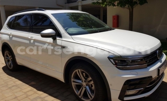 Acheter Occasion Voiture Volkswagen Tiguan Blanc à Mbabane, Manzini Acheter Occasion Voiture Volkswagen Tiguan Blanc à Mbabane, Manzini