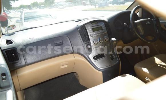 Nunua Ilio tumika Hyundai H1 White Gari ndani ya Mbabane nchini Manzini Nunua Ilio tumika Hyundai H1 White Gari ndani ya Mbabane nchini Manzini