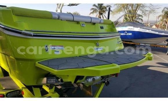 Nunua Ilio tumika Ebr Motorcycles RR White Bike ndani ya Mbabane nchini Manzini Nunua Ilio tumika Ebr Motorcycles RR White Bike ndani ya Mbabane nchini Manzini