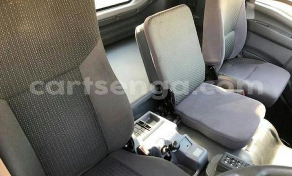 Nunua Ilio tumika Isuzu FTR 850 White Lori ndani ya Mbabane nchini Manzini Nunua Ilio tumika Isuzu FTR 850 White Lori ndani ya Mbabane nchini Manzini