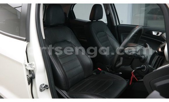 Nunua Ilio tumika Ford EcoSport White Gari ndani ya Ezulwini nchini Hhohho Nunua Ilio tumika Ford EcoSport White Gari ndani ya Ezulwini nchini Hhohho