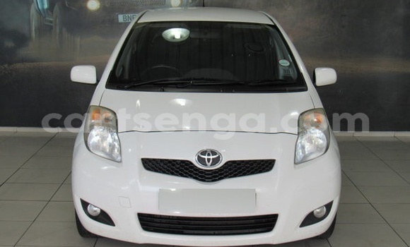 Buy Used Toyota Yaris White Car in Ezulwini in Hhohho Buy Used Toyota Yaris White Car in Ezulwini in Hhohho
