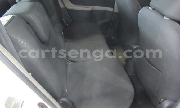 Buy Used Toyota Yaris White Car in Ezulwini in Hhohho Buy Used Toyota Yaris White Car in Ezulwini in Hhohho