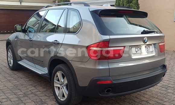 Nunua Ilio tumika BMW X3 Silver Gari ndani ya Ezulwini nchini Hhohho Nunua Ilio tumika BMW X3 Silver Gari ndani ya Ezulwini nchini Hhohho