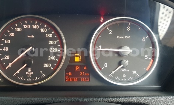 Nunua Ilio tumika BMW X3 Silver Gari ndani ya Ezulwini nchini Hhohho Nunua Ilio tumika BMW X3 Silver Gari ndani ya Ezulwini nchini Hhohho