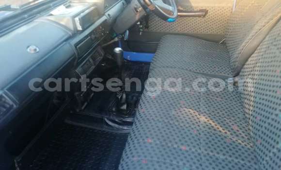 Buy Used Toyota Avanza Blue Car in Ezulwini in Hhohho Buy Used Toyota Avanza Blue Car in Ezulwini in Hhohho