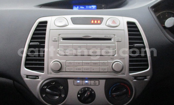 Nunua Ilio tumika Hyundai i20 Blue Gari ndani ya Ezulwini nchini Hhohho Nunua Ilio tumika Hyundai i20 Blue Gari ndani ya Ezulwini nchini Hhohho