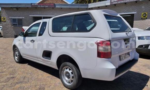 Buy Used Chevrolet Corsa White Car in Ezulwini in Hhohho Buy Used Chevrolet Corsa White Car in Ezulwini in Hhohho