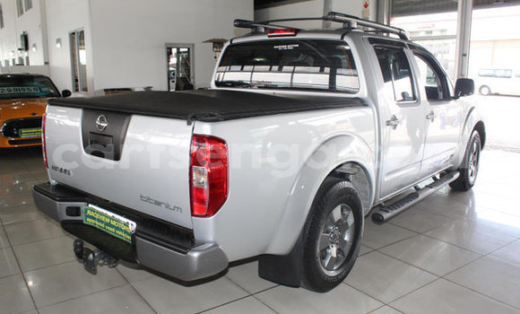 Acheter Occasion Voiture Nissan Navara Gris à Ezulwini, Hhohho Acheter Occasion Voiture Nissan Navara Gris à Ezulwini, Hhohho