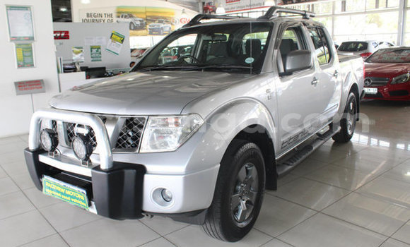 Acheter Occasion Voiture Nissan Navara Gris à Ezulwini, Hhohho Acheter Occasion Voiture Nissan Navara Gris à Ezulwini, Hhohho