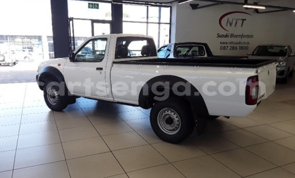 Acheter Occasion Voiture Nissan NP 300 Blanc à Ezulwini, Hhohho Acheter Occasion Voiture Nissan NP 300 Blanc à Ezulwini, Hhohho